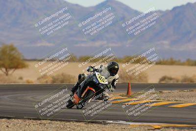 media/Dec-17-2022-SoCal Trackdays (Sat) [[224abd9271]]/Turn 15 (155pm)/